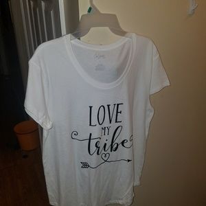 City street woman's regular large white short slee